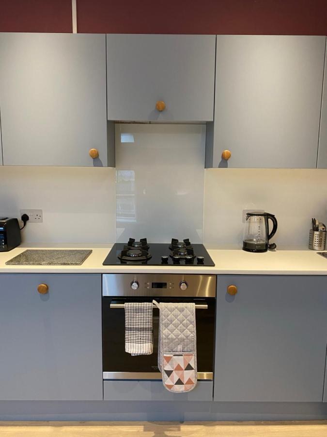 Aaron Wise - 17 Fitzhamon Apartments Cardiff Extérieur photo
